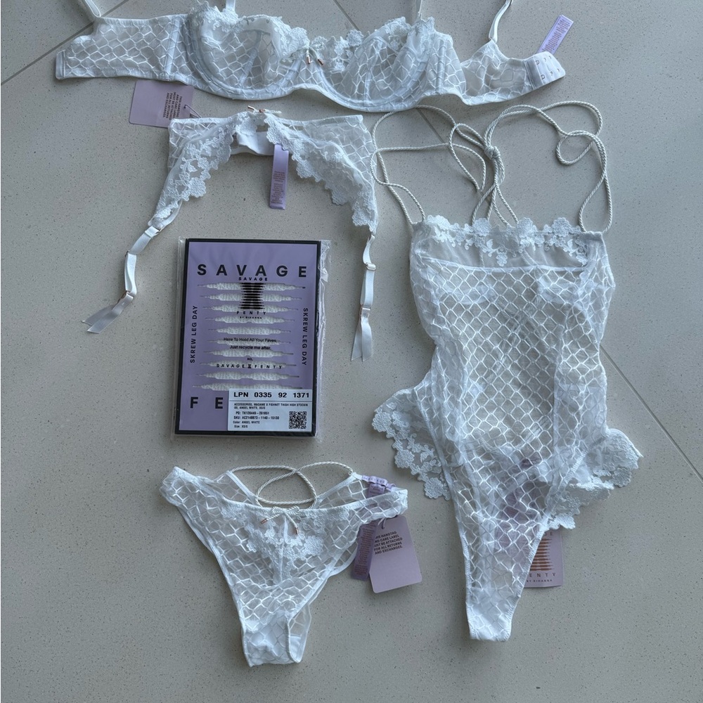 Salvage White Lace Lingerie Set